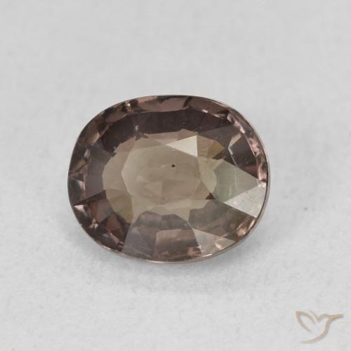 Granada que muda de cor Marrom escuro Natural 1.30ct, oval, VVS-VS