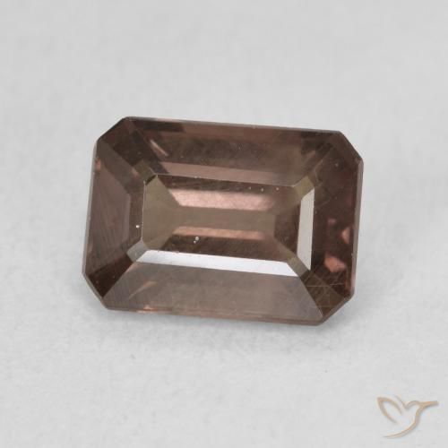 Granada que muda de cor Castanho claro médio Natural 1.70ct, Corte Octógono / Esmeralda, VS