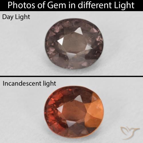 1.50ct Natural Castanho claro médio Granada que muda de cor, oval, VS