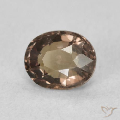 Granada que muda de cor Marrom escuro Natural 0.80ct, oval, VVS