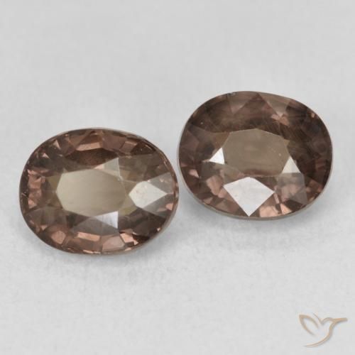 Pedras preciosas de Granada que muda de cor Castanho claro médio natural de 2.74 ct, oval, VS