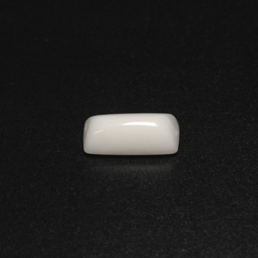 Coral branco natural 1,98ct, baguete, opaco
