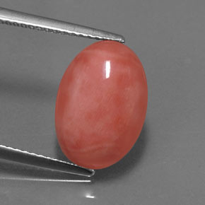 Coral rosa natural 4,53ct, corte oval, opaco