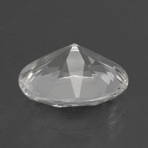 Danburita branco natural 5,78ct, corte oval, VVS-VS