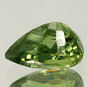Granada demantoide verde natural 0,76ct, formato de pêra, VS-SI