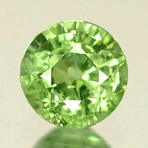 Granada demantoide verde natural 0,34ct, corte redondo, VS