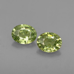 Pedras preciosas de granada demantoide verde natural de  ct, corte oval, VS-SI