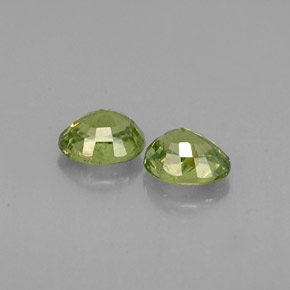 Pedras preciosas de granada demantoide verde natural de  ct, corte oval, VS-SI