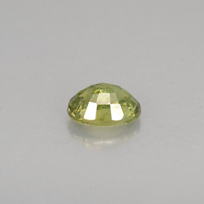 Granada demantoide verde natural 0,44ct, corte oval, VS-SI