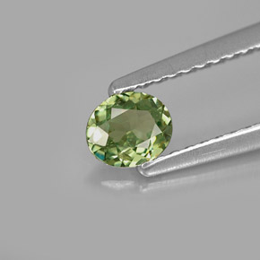 Granada demantoide verde natural 0,29ct, corte oval, VVS-VS