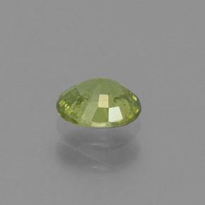 Granada demantoide verde natural 0,48ct, corte oval, VS-SI