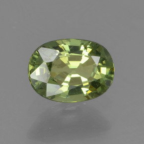 Granada demantoide verde natural 0,54ct, corte oval, VS