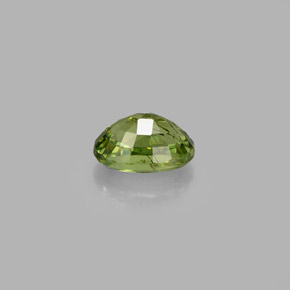 Granada demantoide verde natural 0,72ct, corte oval, VS