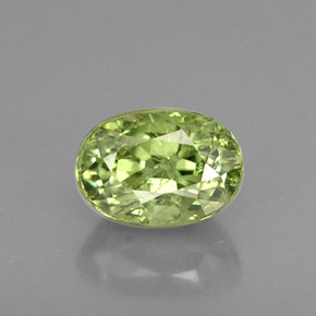 Granada demantoide verde natural 0,80ct, corte oval, VS-SI