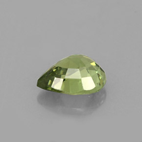 Granada demantoide verde natural 0,66ct, formato de pêra, VS