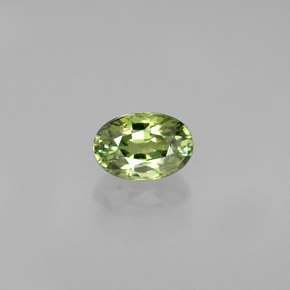 Granada demantoide verde natural 0,56ct, corte oval, VVS-VS