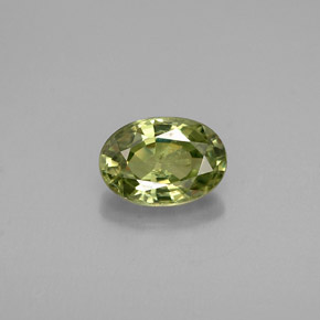 Granada demantoide verde natural 0,53ct, corte oval, VS