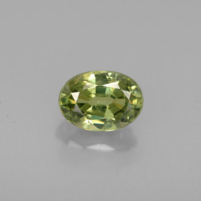 Granada demantoide verde natural 0,68ct, corte oval, VS