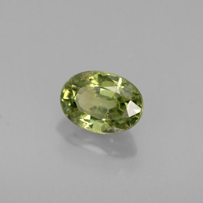 Granada demantoide verde natural 0,68ct, corte oval, VS