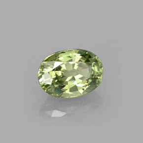 Granada demantoide verde natural 0,72ct, corte oval, VS