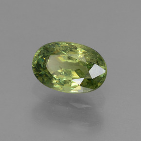 Granada demantoide verde natural 0,66ct, corte oval, VS