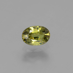 Granada demantoide verde natural 0,64ct, corte oval, VVS-VS