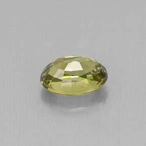 Granada demantoide verde natural 0,70ct, corte oval, VVS-VS