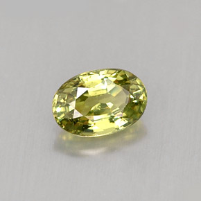 Granada demantoide verde natural 0,65ct, corte oval, VVS-VS