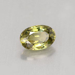 Granada demantoide verde natural 0,68ct, corte oval, VVS-VS