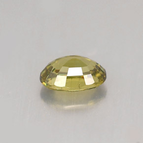 Granada demantoide verde natural 0,68ct, corte oval, VVS-VS