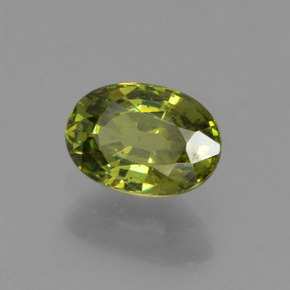 Granada demantoide verde natural 0,67ct, corte oval, VS-SI