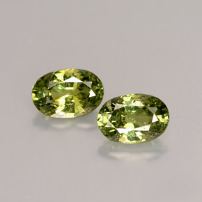 Pedras preciosas de granada demantoide verde natural de  ct, corte oval, VS-SI