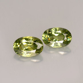 Pedras preciosas de granada demantoide verde natural de  ct, corte oval, VS-SI