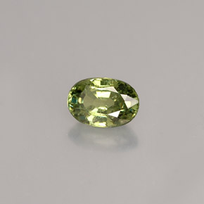 Granada demantoide verde natural 0,68ct, corte oval, VS-SI