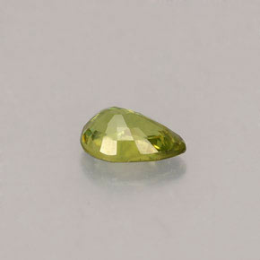 Granada demantoide verde natural 0,49ct, formato de pêra, VS