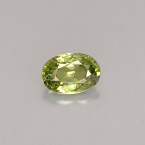 Granada demantoide verde natural 0,59ct, corte oval, VS