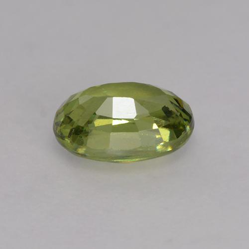 Granada demantoide verde natural 0,64ct, corte oval, VS