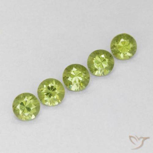 Pedras preciosas de Granada demantóide Verde amarelado vivo natural de 0.83 ct, Redondo, VS