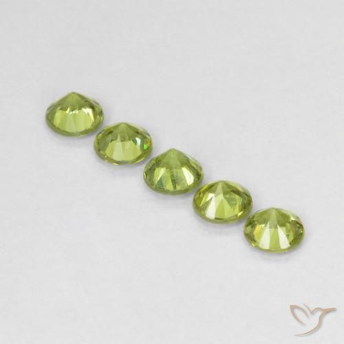 Pedras preciosas de Granada demantóide verde vivo natural de 0.79 ct, Redondo, VS