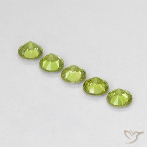 Pedras preciosas de Granada demantóide verde vivo natural de 0.73 ct, Redondo, VS