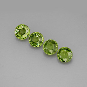 Pedras preciosas de granada demantoide verde natural de  ct, corte redondo, VS