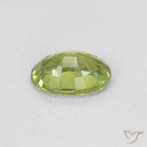 Granada demantóide Verde oliva Natural 0.59ct, oval, VS-SI