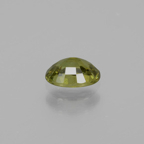 Granada demantoide verde natural 0,65ct, corte oval, VS
