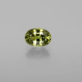 Granada demantoide verde natural 0,72ct, corte oval, VVS-VS