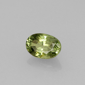 Granada demantoide verde natural 0,71ct, corte oval, VVS-VS