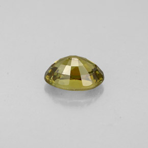 Granada demantoide verde natural 0,75ct, corte oval, VVS-VS