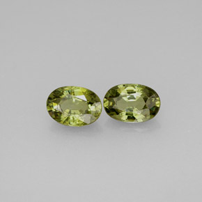 Pedras preciosas de granada demantoide verde natural de  ct, corte oval, VVS-VS