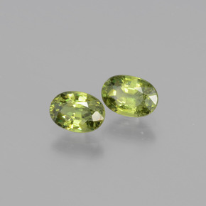Pedras preciosas de Granada demantóide Verde amarelado natural de 1.28 ct, oval, VVS-VS