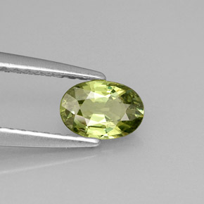 Granada demantoide verde natural 0,59ct, corte oval, VVS-VS