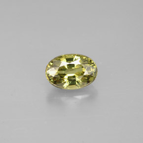 Granada demantoide verde natural 0,71ct, corte oval, VS